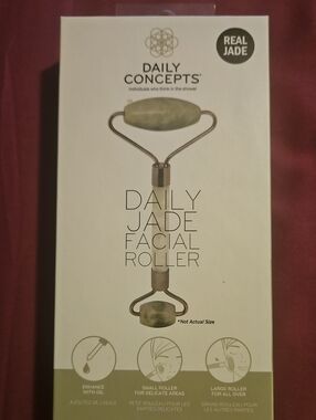 Daily Jade Facial Roller